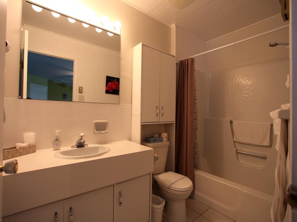 Motel Parc Beaumont Inc. Экстерьер фото